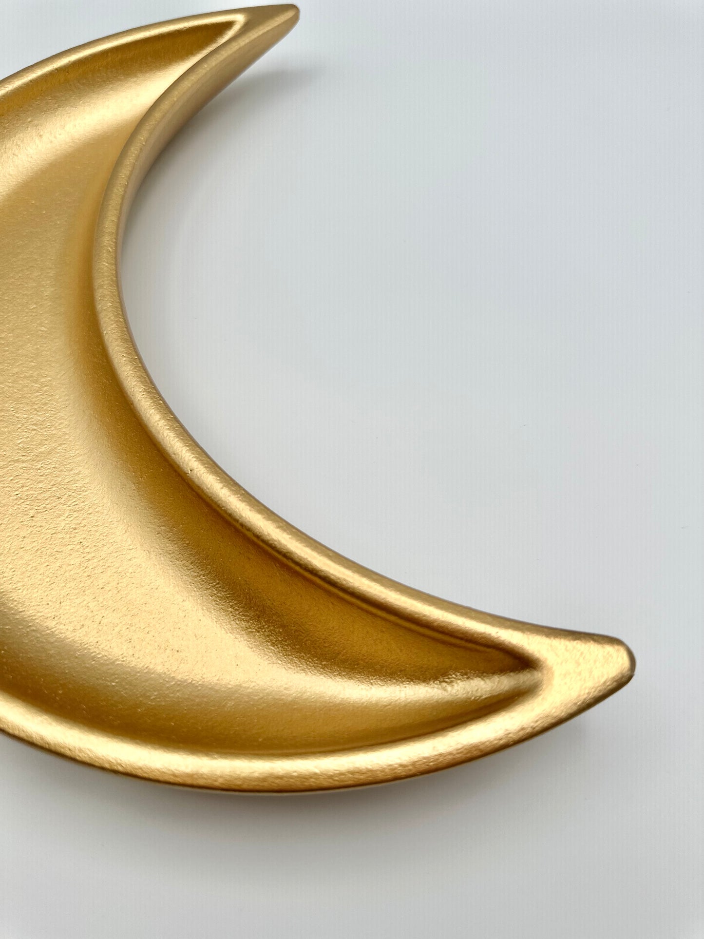 Golden Ramadan Plate Moon Design