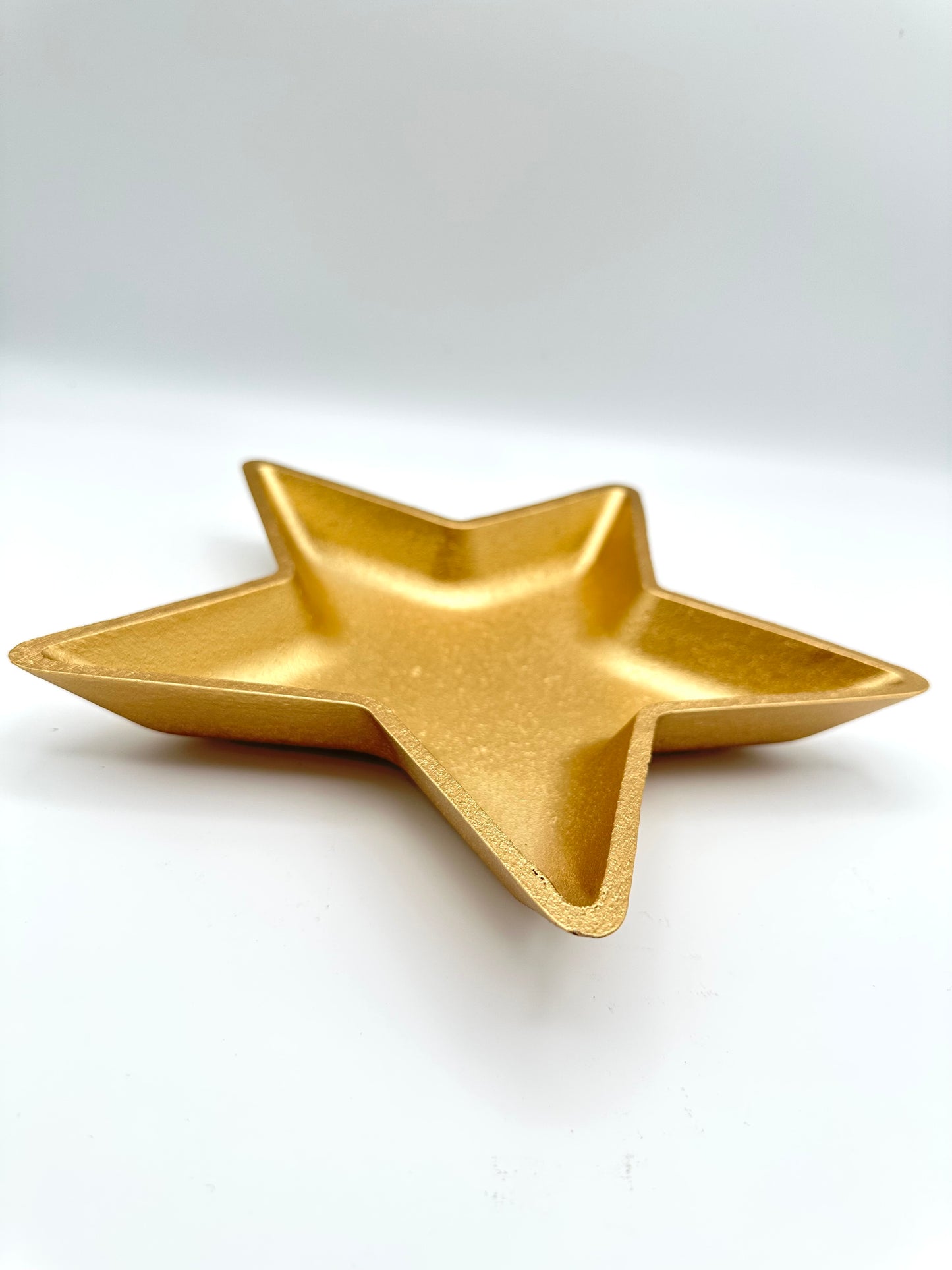 Golden Ramadan Plate Star Design