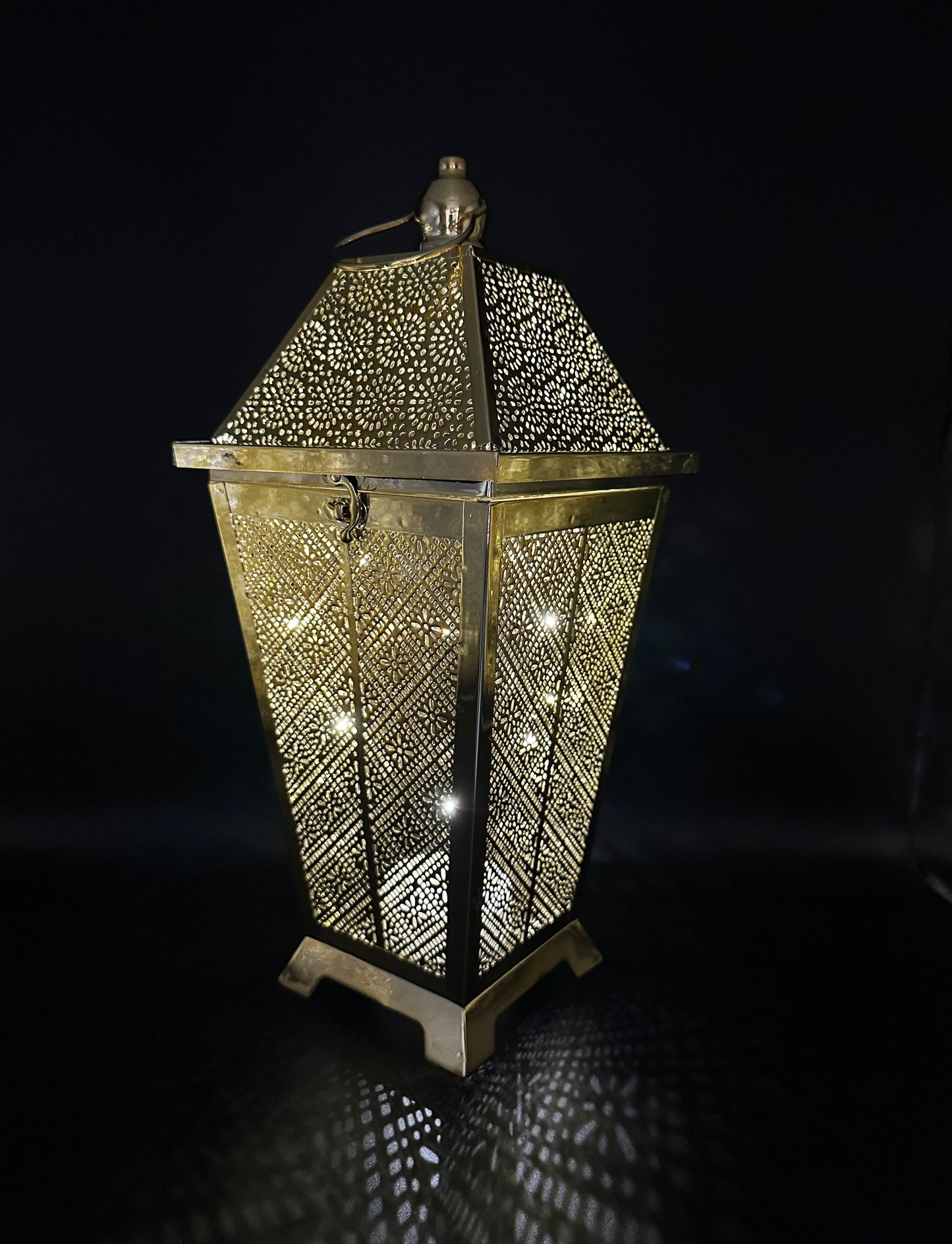 Ramadan Lantern with Lights and Singing- Gold
